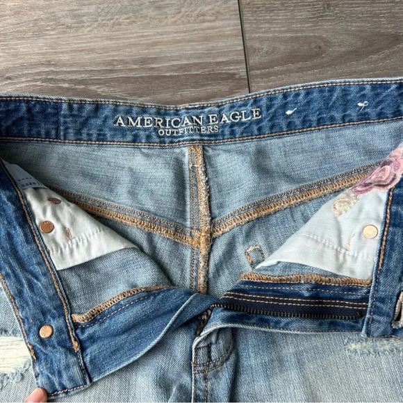 AEO High Rise Festival  Floral Embroidery Distressed Jean Shorts - Picture 9 of 12